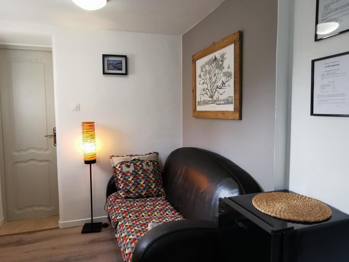 La Peyregoune, Logement En Pleine Nature Et Table D'Hotes Blieux Exterior foto